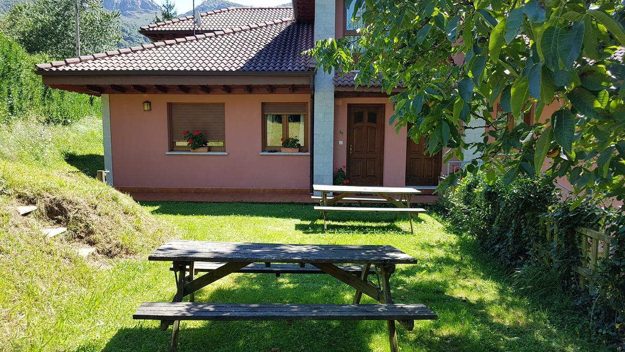 Apartamentos La Corona - Cabrales Carrena de Cabrales Exterior foto